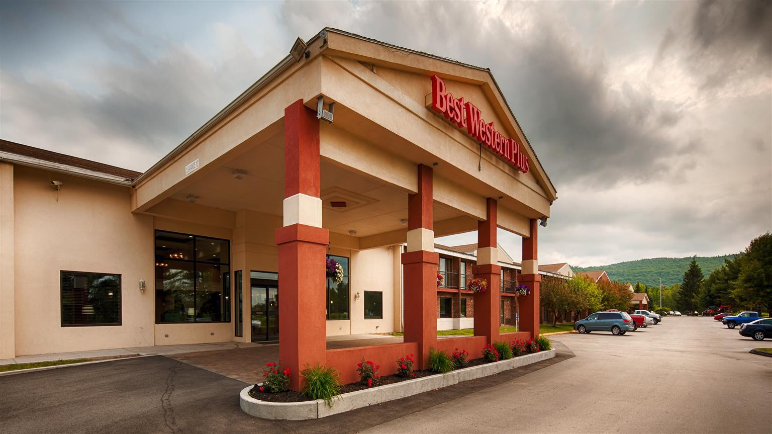 Best Western Plus Keene Hotel Eksteriør bilde